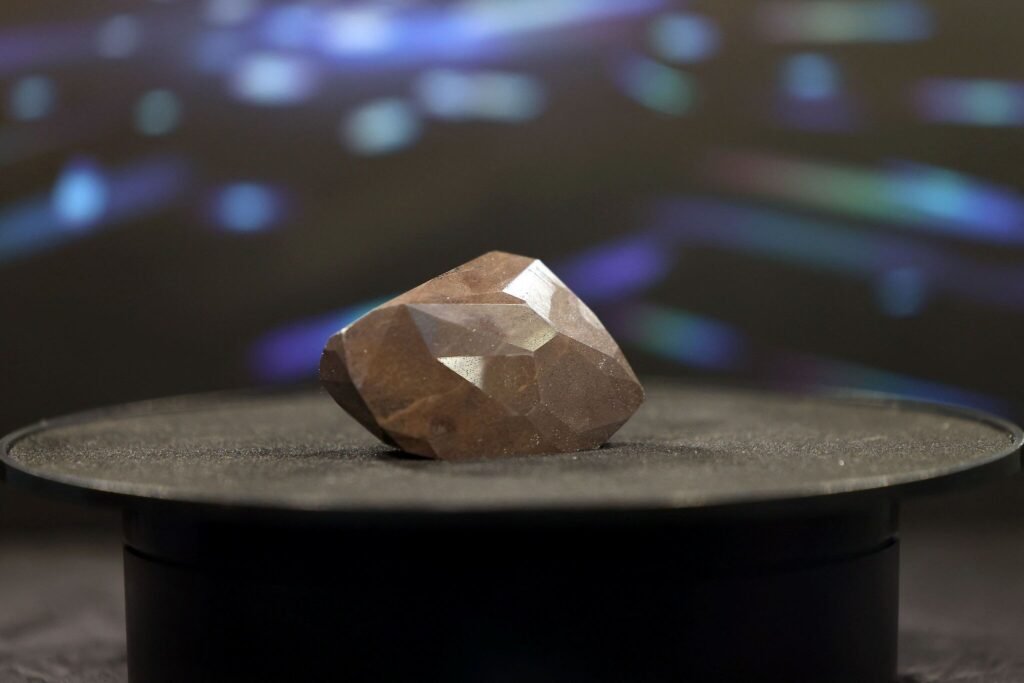 diamant Enigma proviendrait lespace vendu 4 millions deuros maison denchere Sothebys 9 fevrier 2022 0